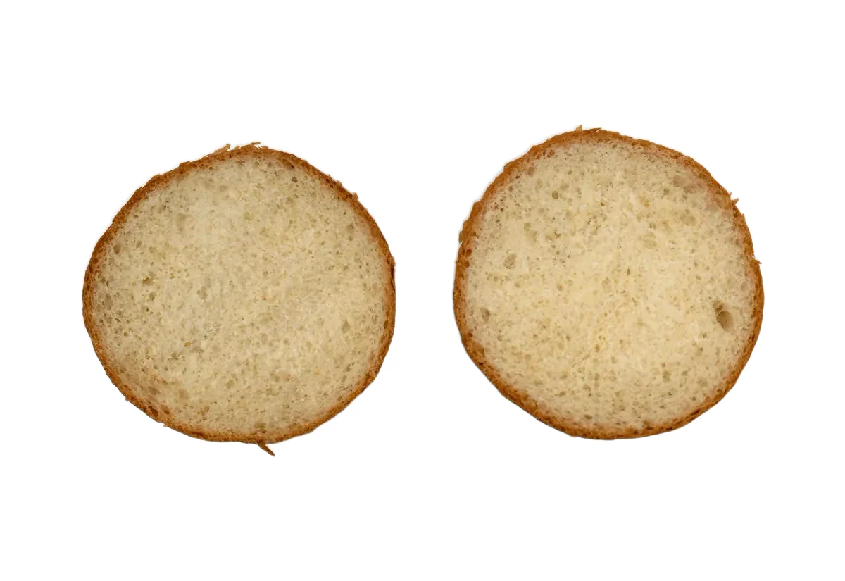Mie du Pain Buns, pain coupé en deux