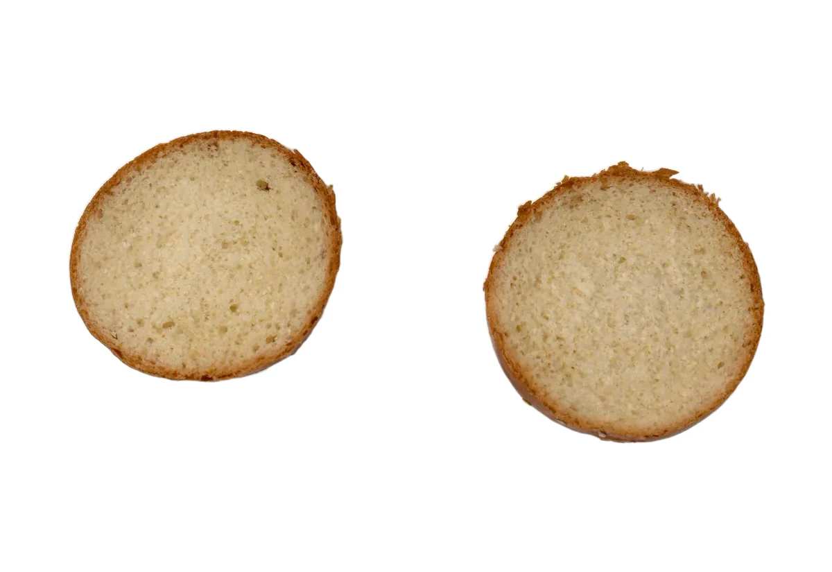 Mie du Pain Mini-Burger, pain coupé en deux
